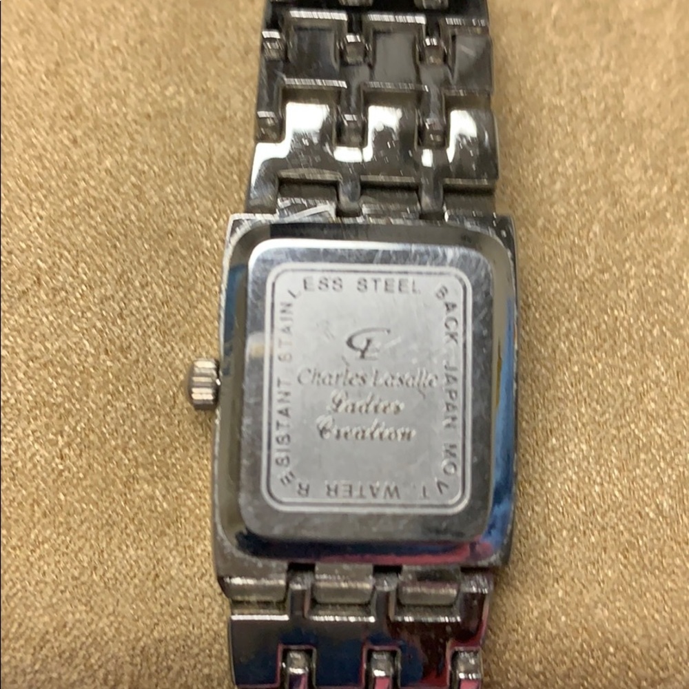Ladies Watch - Picture 2 of 3